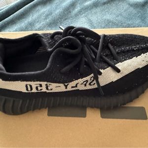 Adidas Yeezy Boost 350 V2